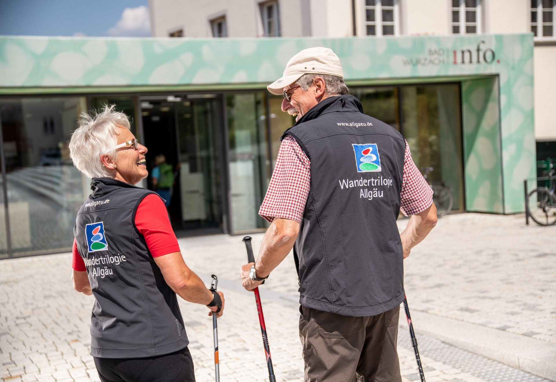 Wanderer in Bad-Wurzach vor dem Moor Extrem 