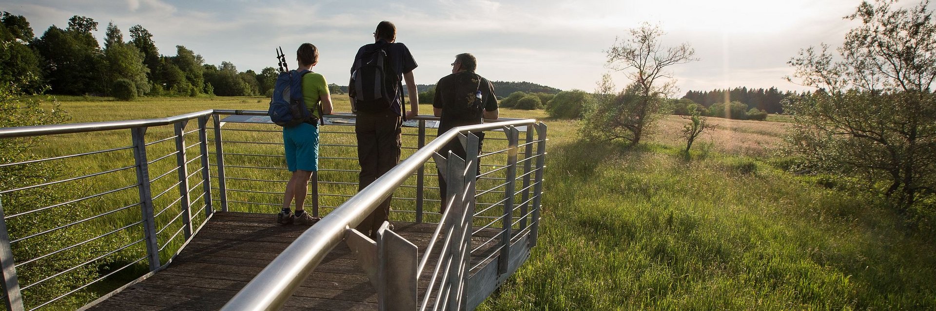 Wanderer auf der Wandertriologie in Isny